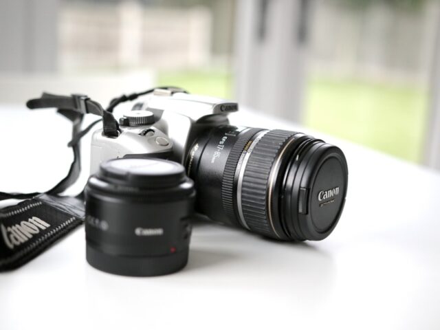 Canon DSLR Camera and Lens Review